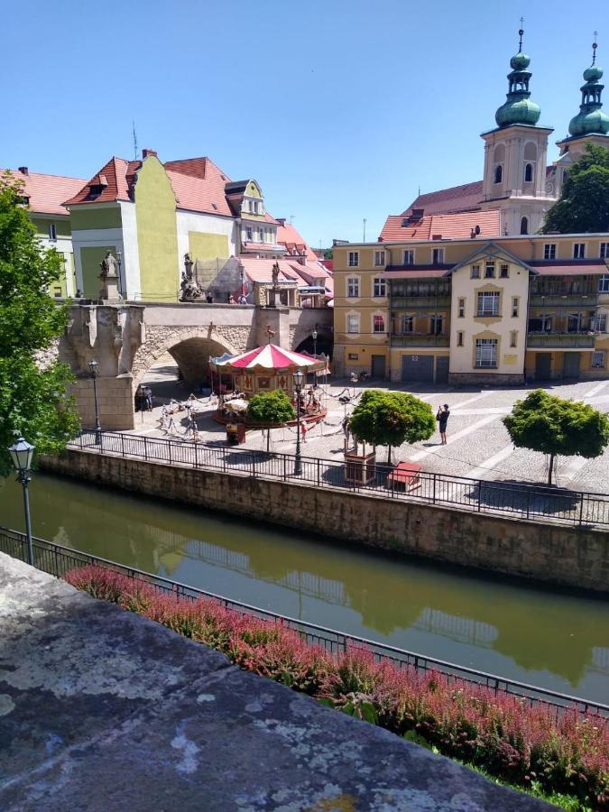 Studio Nad Kanalem Kłodzko Buitenkant foto